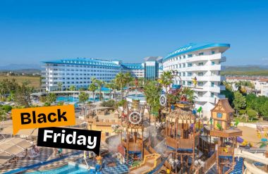 CRYSTAL ADMIRAL RESORT